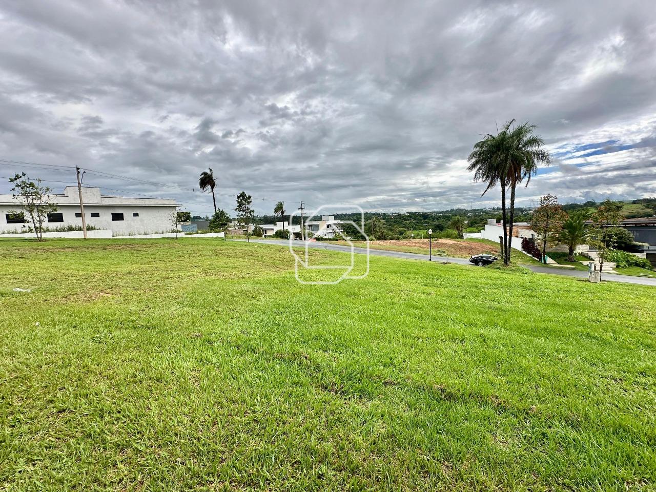 Terreno à venda em Itu - SP - Condomínio Villas do Golfe: