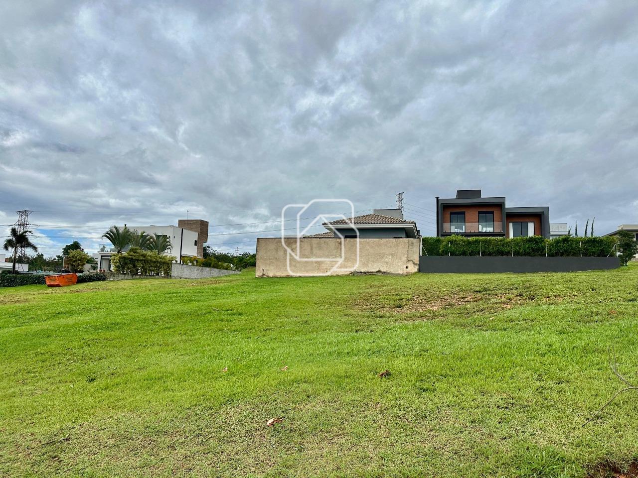Terreno à venda em Itu - SP - Condomínio Villas do Golfe: