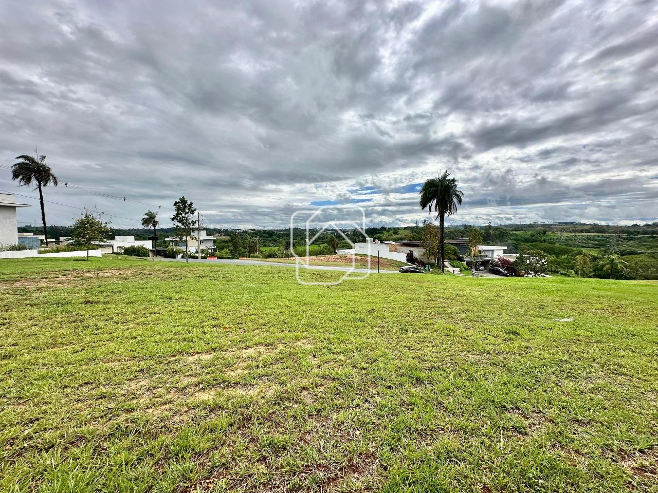 Terreno à venda em Itu - SP - Condomínio Villas do Golfe: