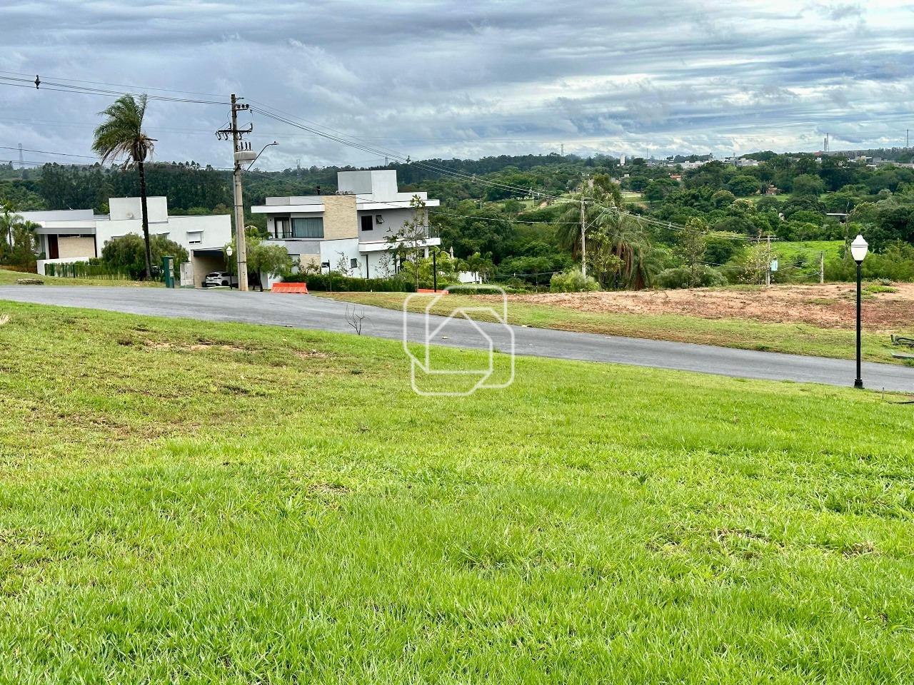 Terreno à venda em Itu - SP - Condomínio Villas do Golfe: