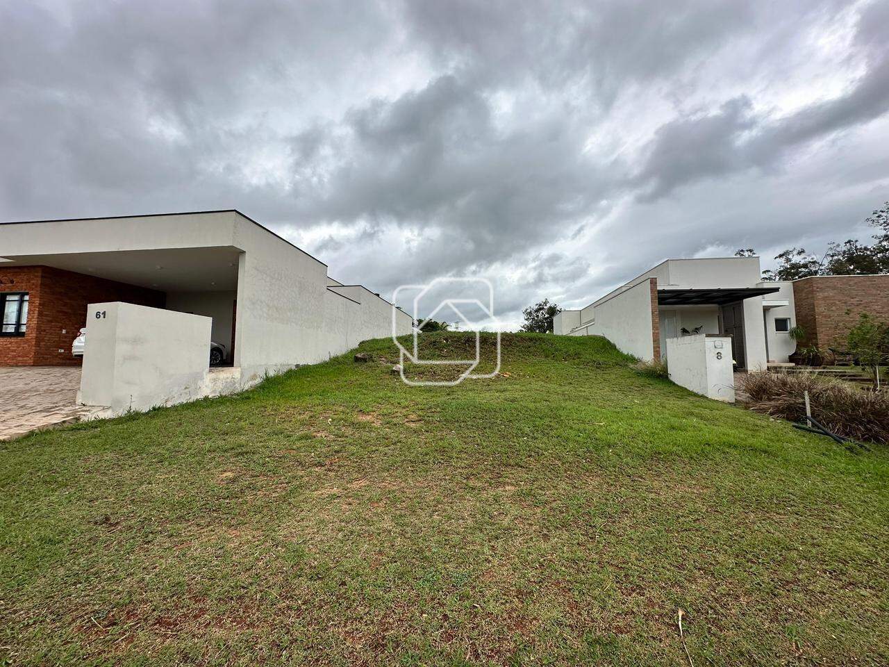 Terreno à venda em Itu - SP - Condomínio Villas do Golfe: 