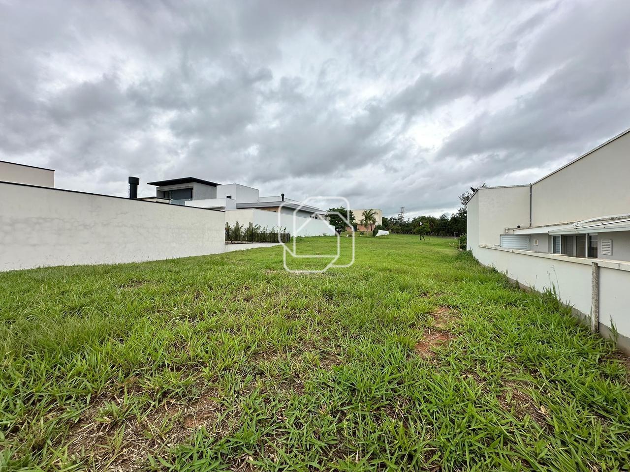 Terreno à venda em Itu - SP - Condomínio Villas do Golfe: