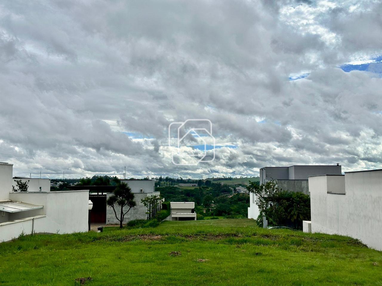 Terreno à venda em Itu - SP - Condomínio Villas do Golfe: