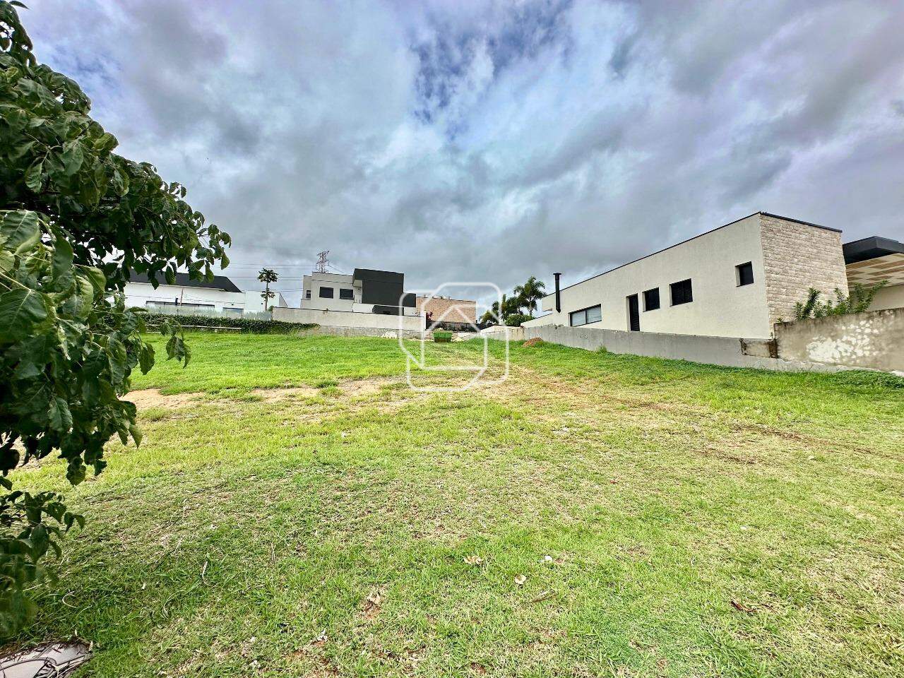 Terreno à venda em Itu - SP - Condomínio Villas do Golfe: 