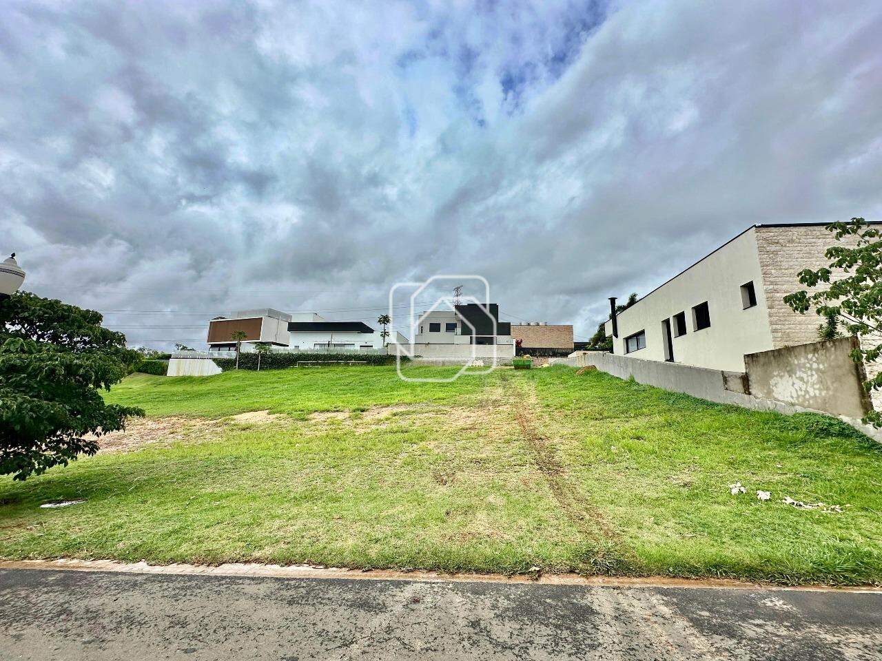 Terreno à venda em Itu - SP - Condomínio Villas do Golfe: 