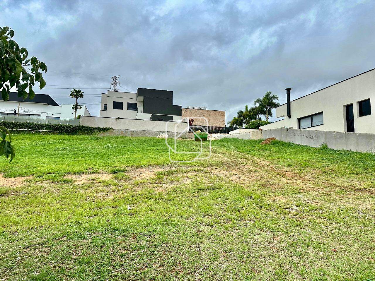 Terreno à venda em Itu - SP - Condomínio Villas do Golfe: 