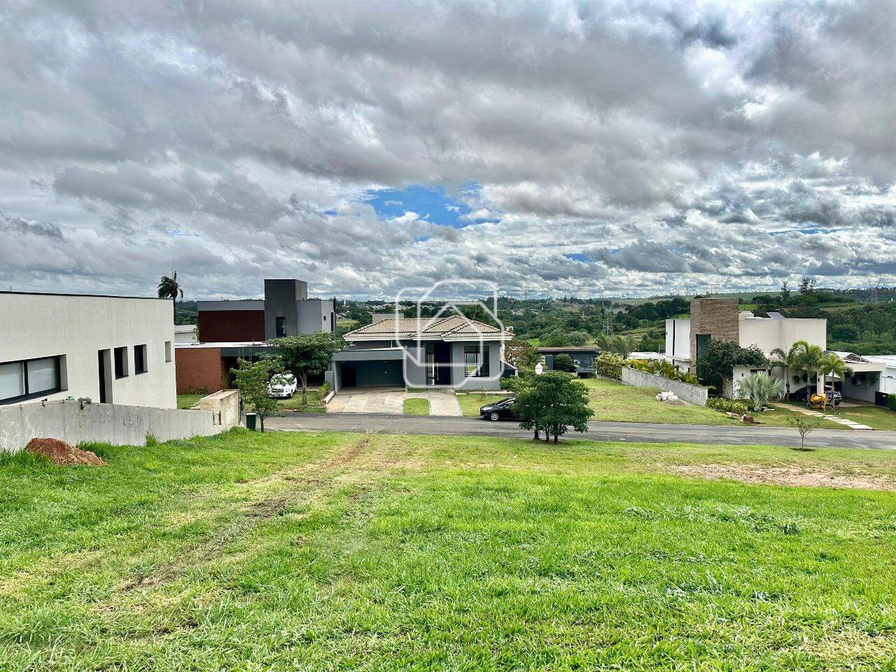 Terreno à venda em Itu - SP - Condomínio Villas do Golfe: 