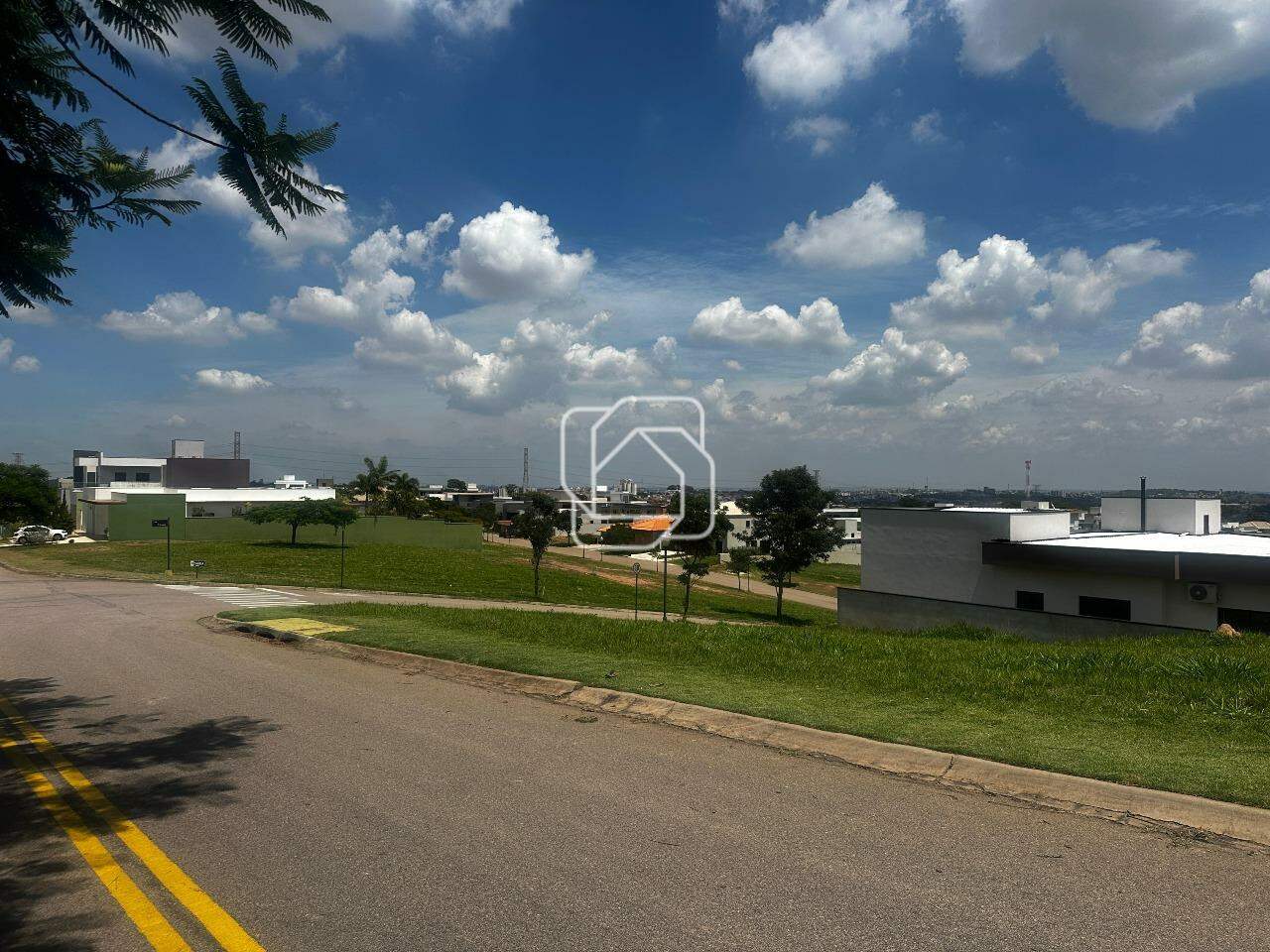 Terreno à venda em Itu - SP - Residencial Parque Campos de Santo Antônio II: 