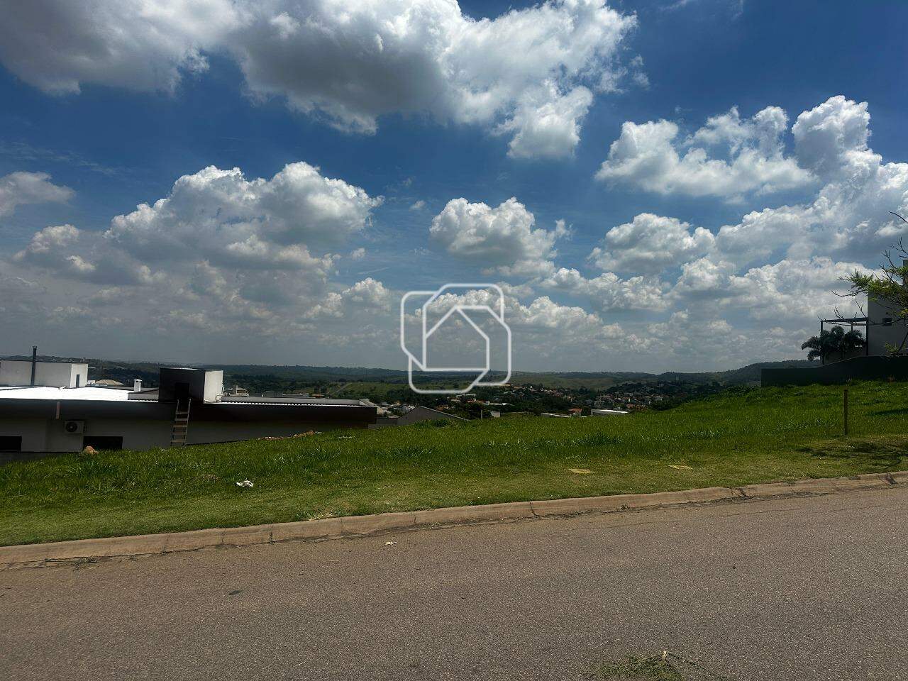 Terreno à venda em Itu - SP - Residencial Parque Campos de Santo Antônio II: 