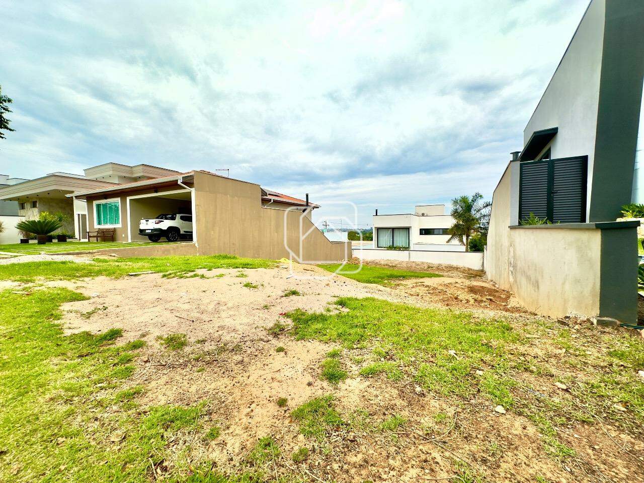 Terreno à venda em Salto - SP - Residencial Central Parque: