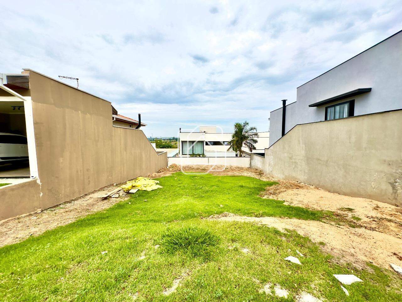 Terreno à venda em Salto - SP - Residencial Central Parque: