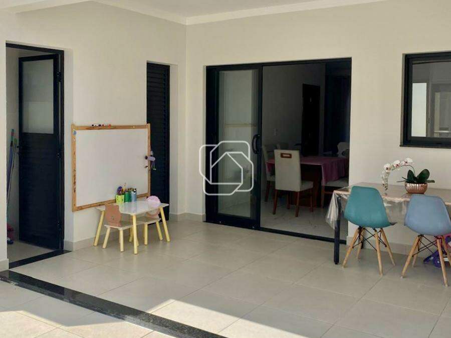 Casa à venda em Itu - SP - Condomínio Gardenville: 