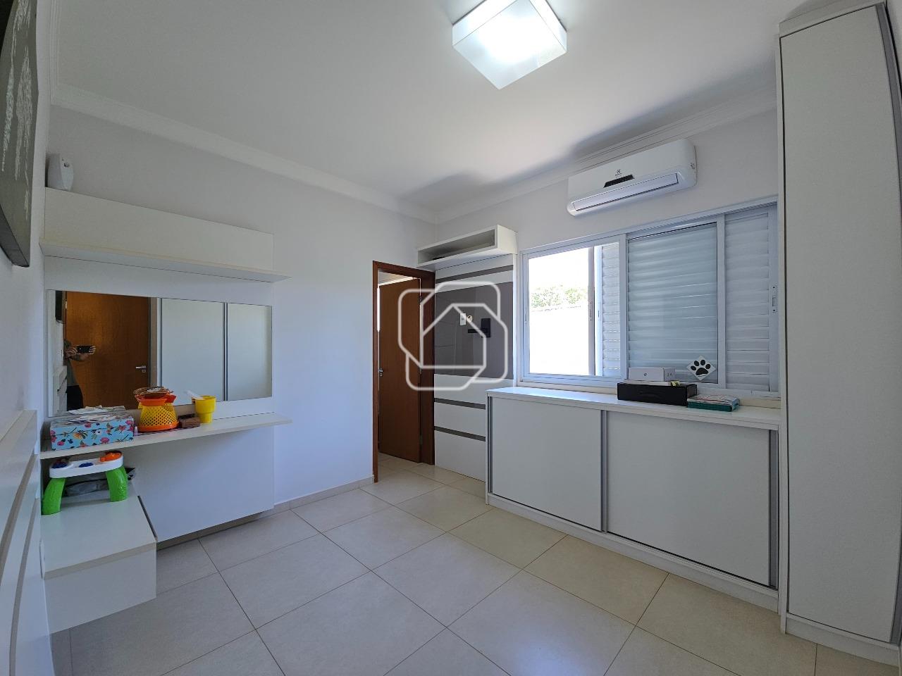 Casa de Condomínio para aluguel em Indaiatuba - SP - Colinas do Mosteiro de Itaici: Dormitório