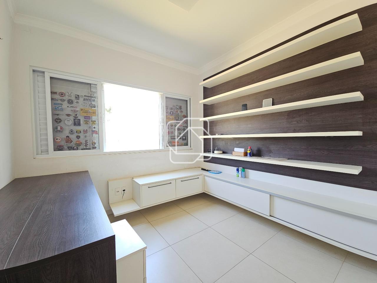 Casa de Condomínio para aluguel em Indaiatuba - SP - Colinas do Mosteiro de Itaici: Dormitório