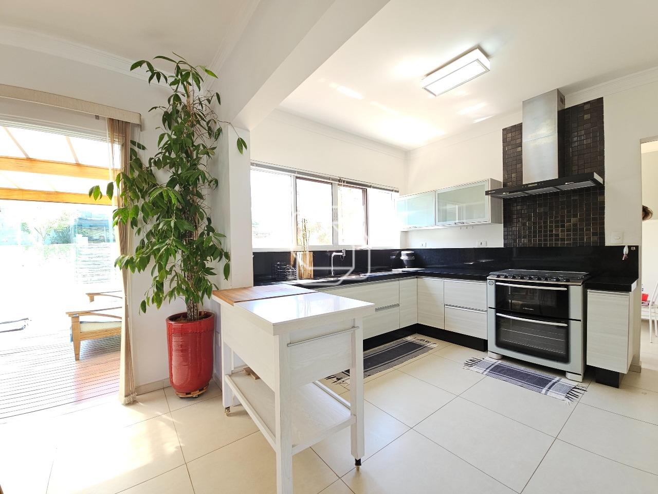 Casa de Condomínio para aluguel em Indaiatuba - SP - Colinas do Mosteiro de Itaici: Cozinha