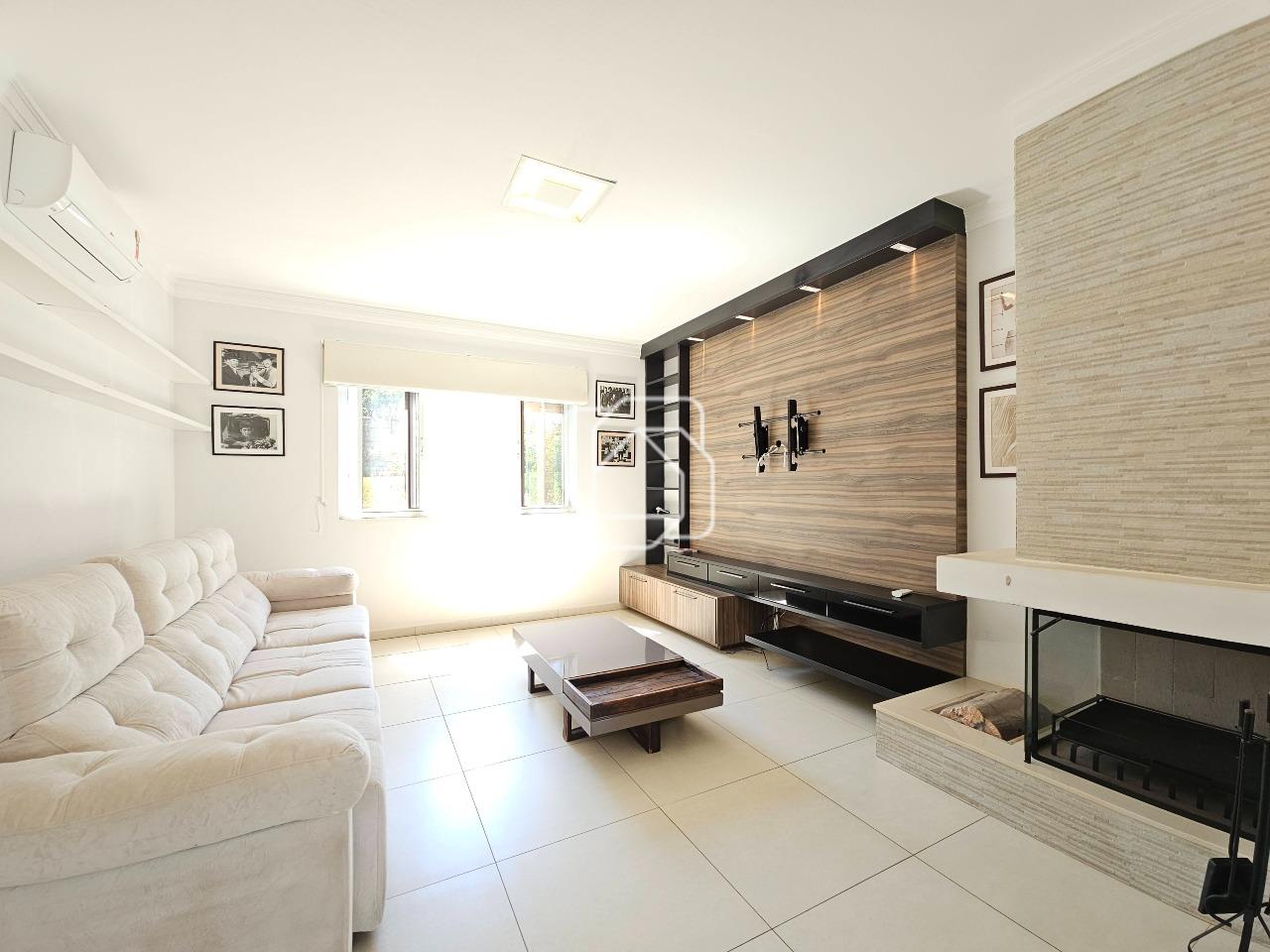 Casa de Condomínio para aluguel em Indaiatuba - SP - Colinas do Mosteiro de Itaici: Sala de estar