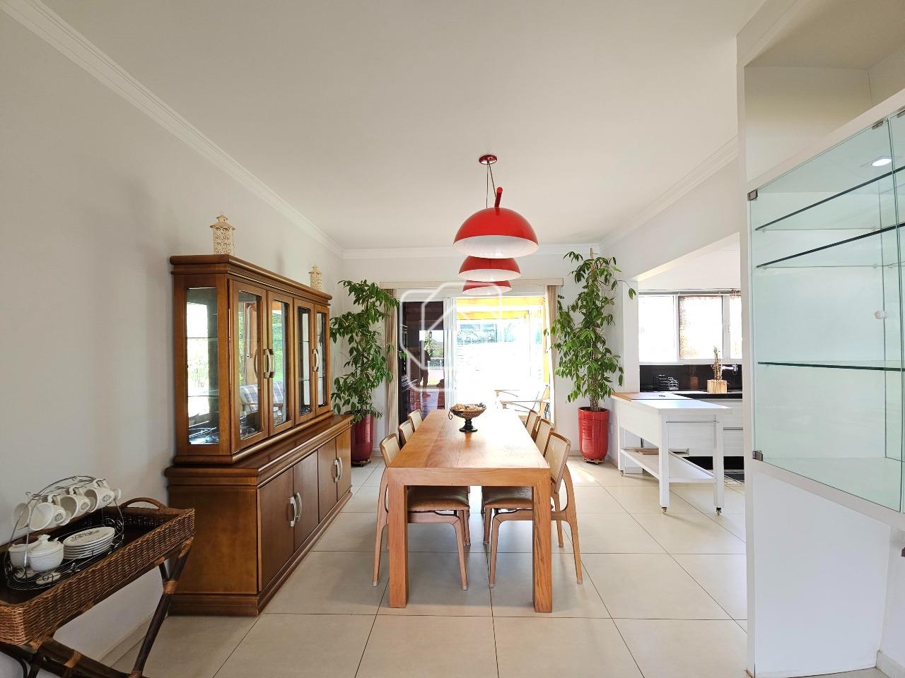 Casa de Condomínio para aluguel em Indaiatuba - SP - Colinas do Mosteiro de Itaici: Sala de jantar
