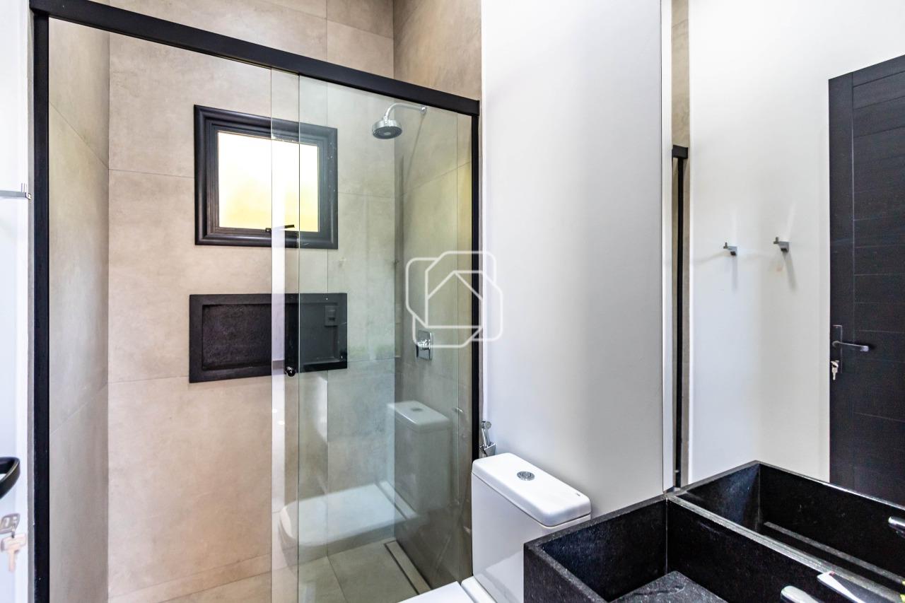 Casa de Condomínio para aluguel em Indaiatuba - SP - Helvetia Country: Banheiro