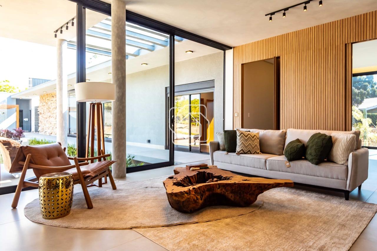Casa de Condomínio para aluguel em Indaiatuba - SP - Helvetia Country: Sala de estar