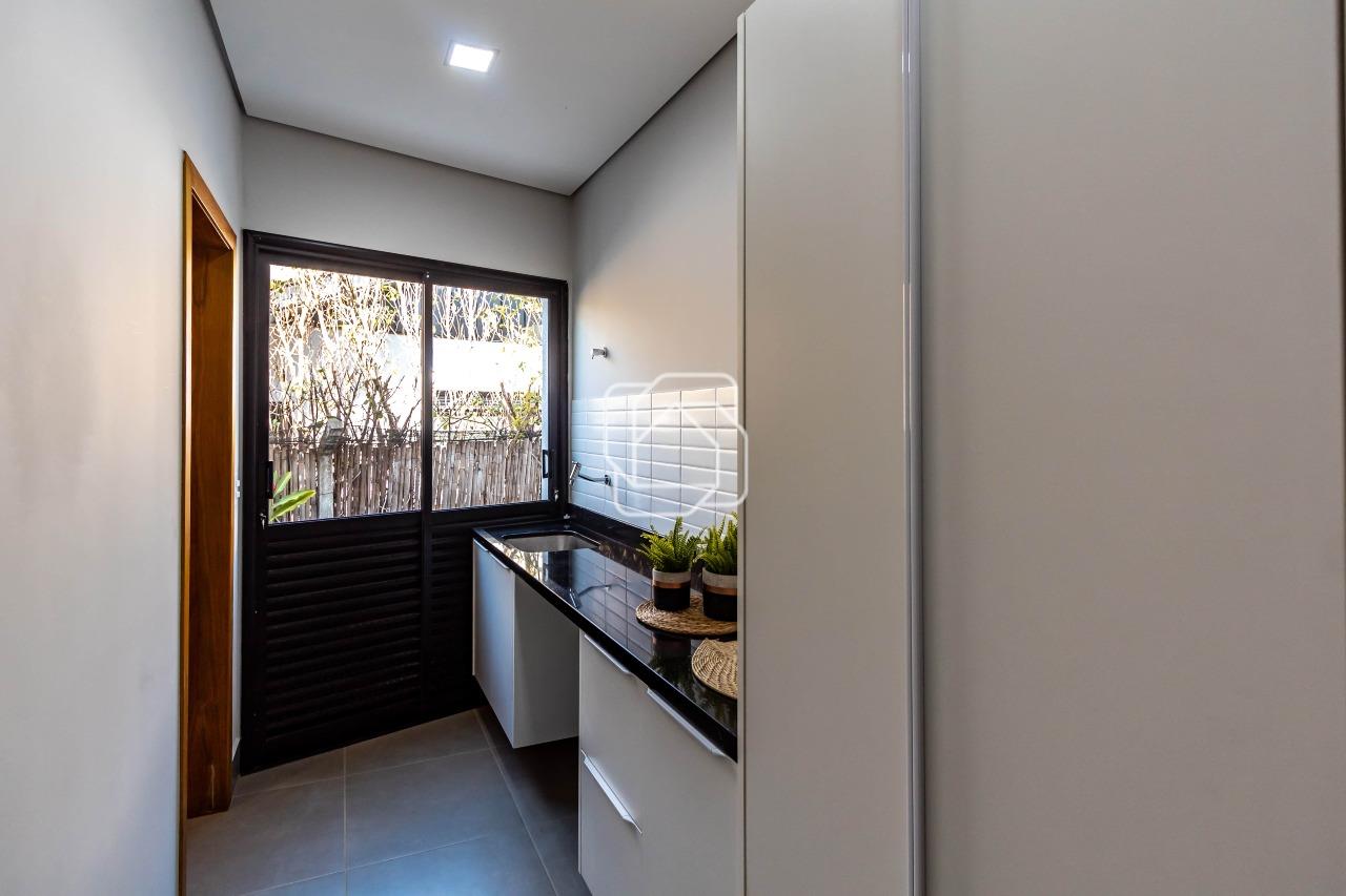 Casa de Condomínio para aluguel em Indaiatuba - SP - Helvetia Country: Lavanderia