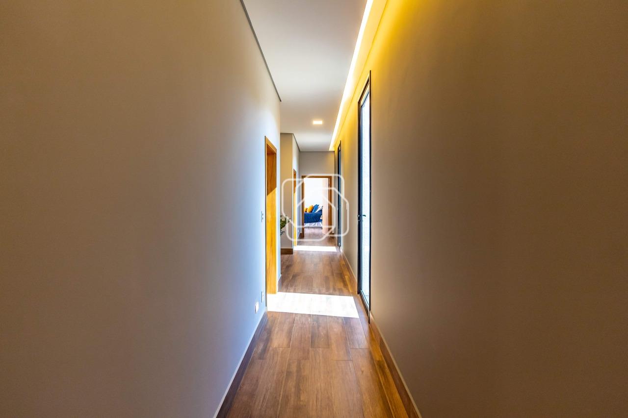 Casa de Condomínio para aluguel em Indaiatuba - SP - Helvetia Country: Corredor