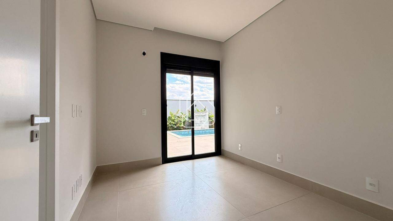 Casa de Condomínio à venda em Indaiatuba - SP - Jardim Residencial Dona Maria Cândida: Dormitório
