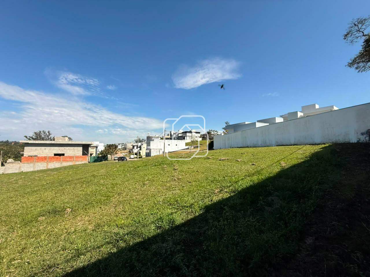 Terreno à venda em Itu - SP - Condomínio UNA: Visão ampla do terreno