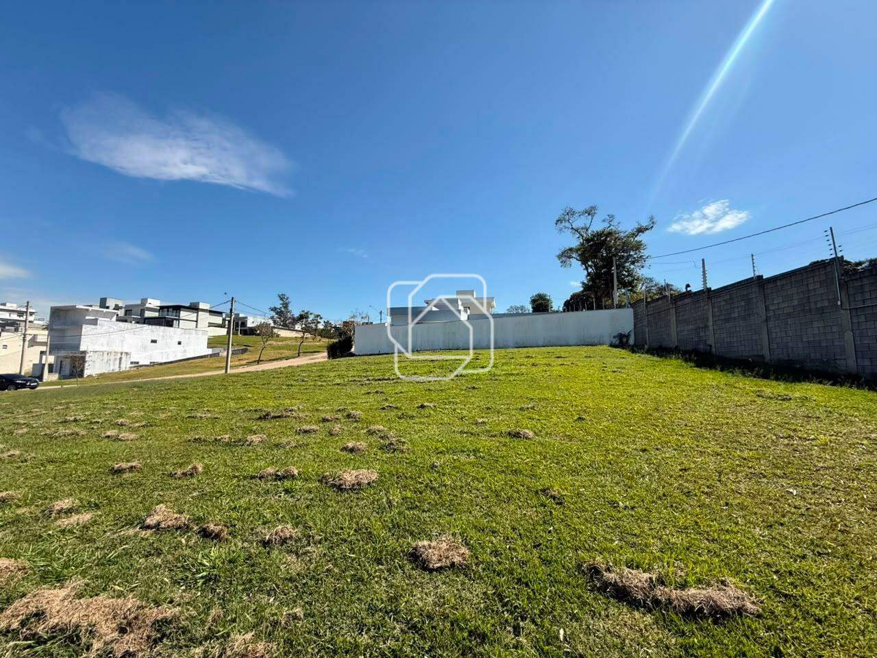 Terreno à venda em Itu - SP - Condomínio UNA: Visão ampla do terreno
