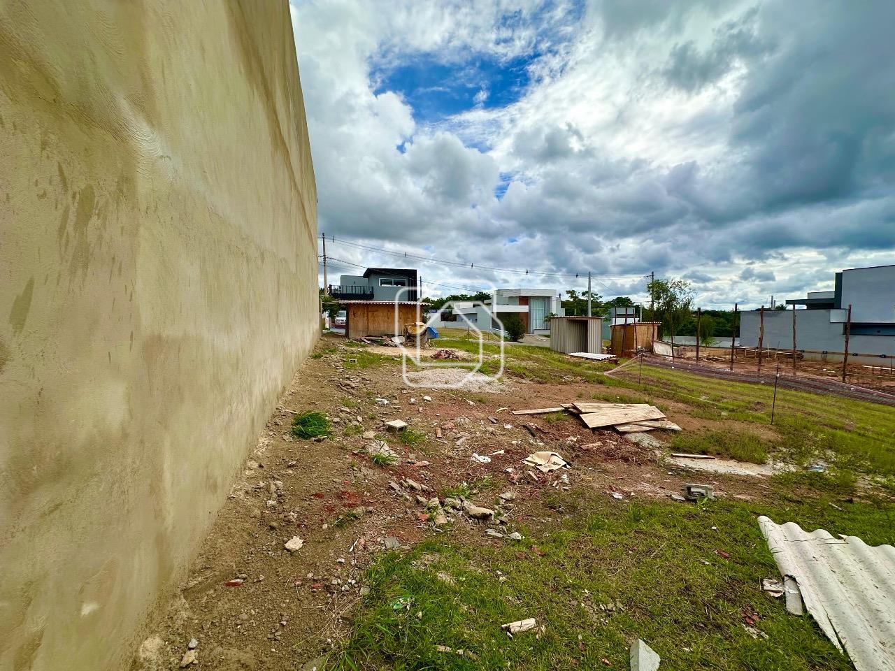 Terreno à venda em Itu - SP - Condomínio Gardenville: 