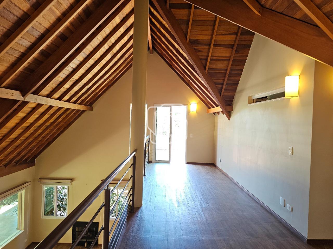 Casa de Condomínio à venda em Indaiatuba - SP - Terras de Itaici: Corredor