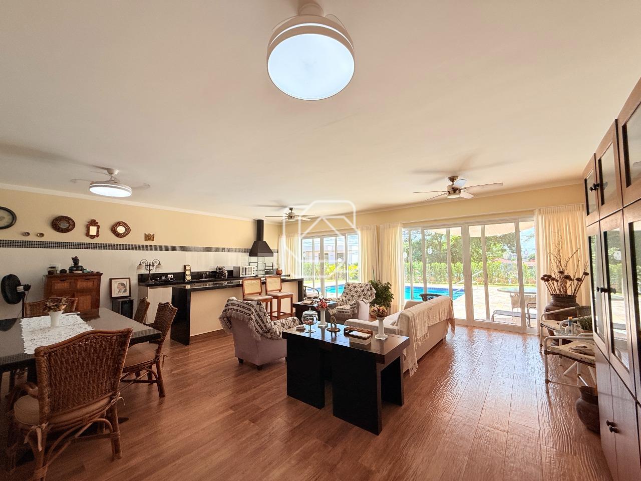 Casa de Condomínio à venda em Salto - SP - Haras Paineiras: 