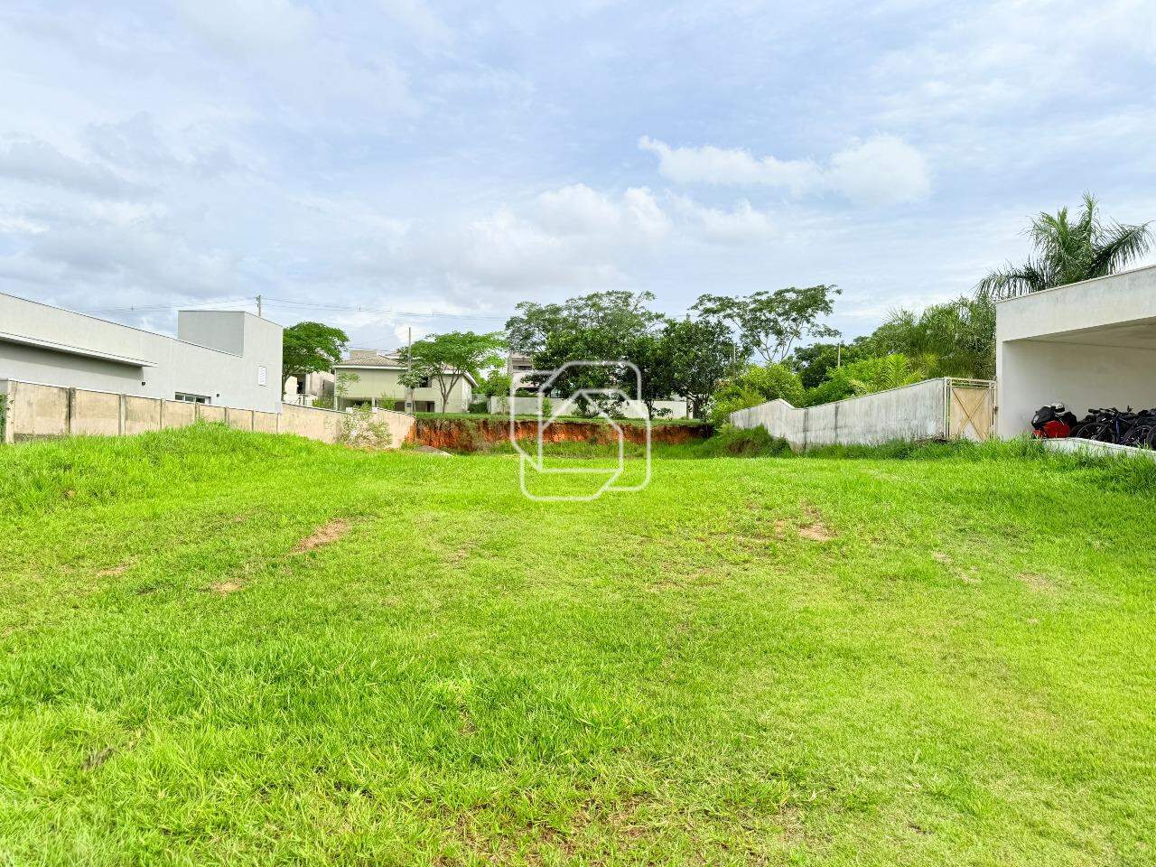 Terreno à venda em Salto - SP - Condomínio Fazenda Palmeiras Imperiais: 