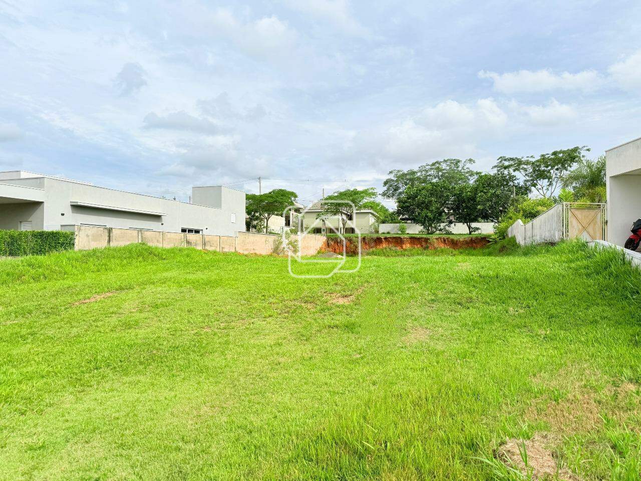 Terreno à venda em Salto - SP - Condomínio Fazenda Palmeiras Imperiais: 