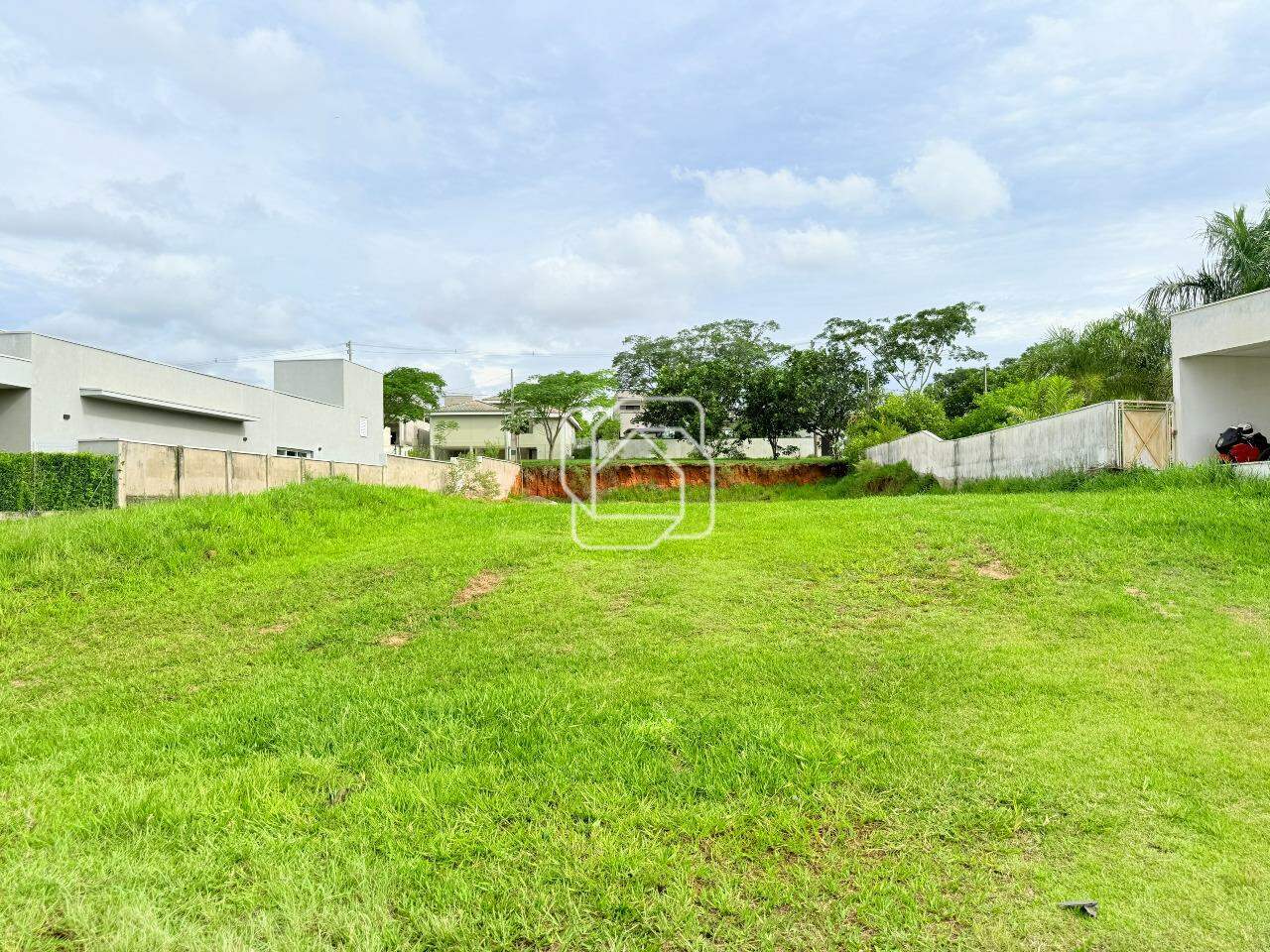 Terreno à venda em Salto - SP - Condomínio Fazenda Palmeiras Imperiais: 