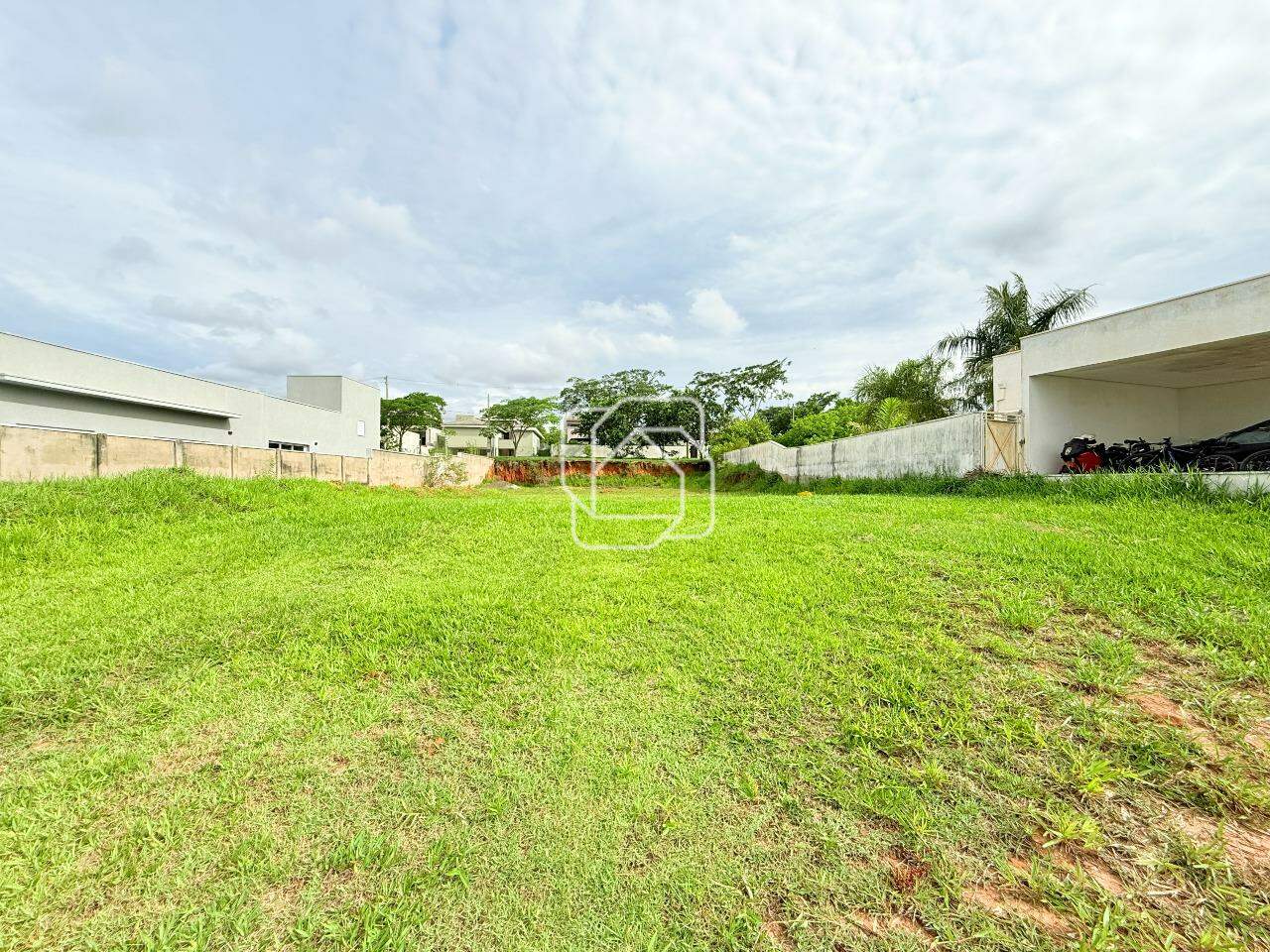 Terreno à venda em Salto - SP - Condomínio Fazenda Palmeiras Imperiais: 