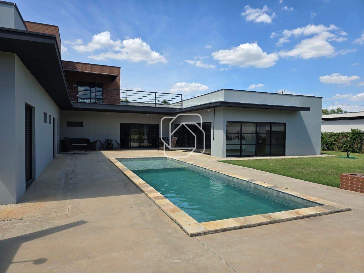 Casa de Condomínio à venda em Salto - SP - Residencial Primavera: 