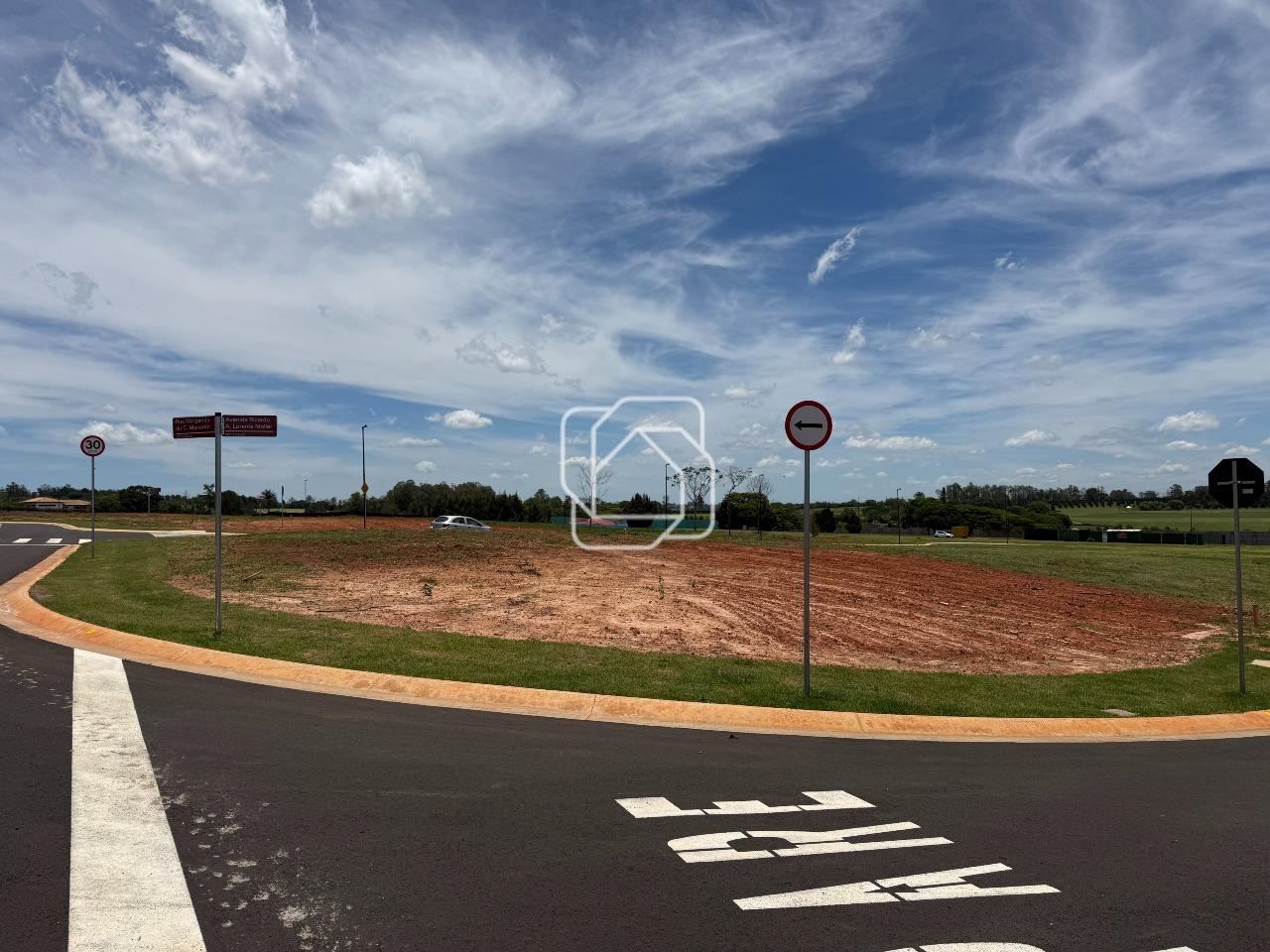 Terreno à venda em Indaiatuba - SP - Jardim Residencial Reserva Itanhangá: Visão geral do terreno