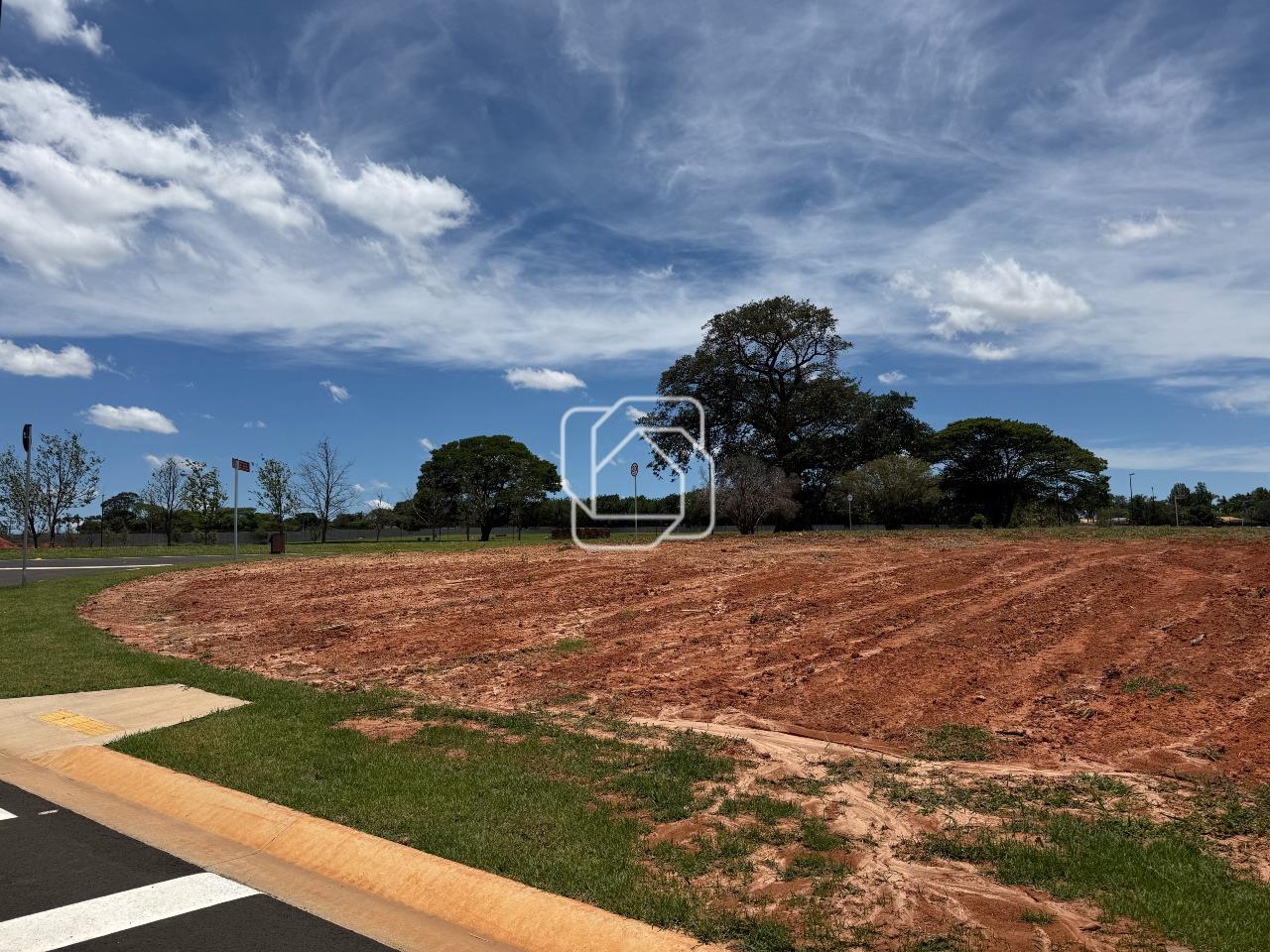 Terreno à venda em Indaiatuba - SP - Jardim Residencial Reserva Itanhangá: Visão geral do terreno