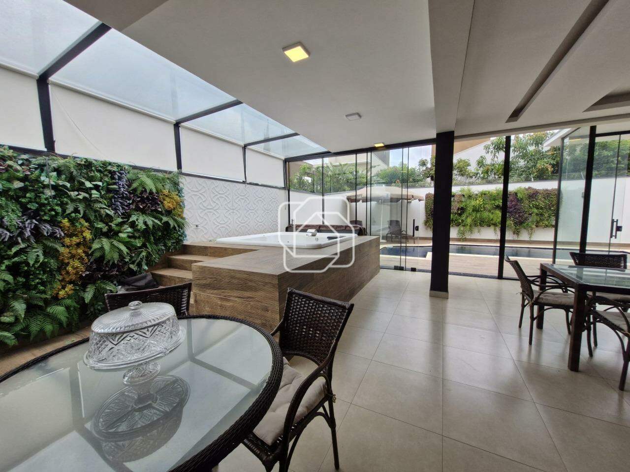 Casa de Condomínio à venda em Salto - SP - Mirante dos Ipês: 