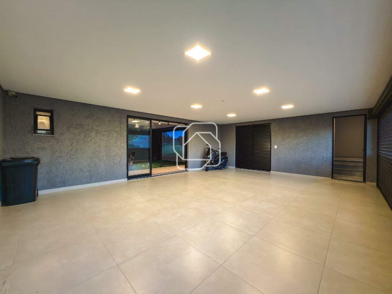 Casa de Condomínio à venda em Indaiatuba - SP - Helvetia Park: Garagem
