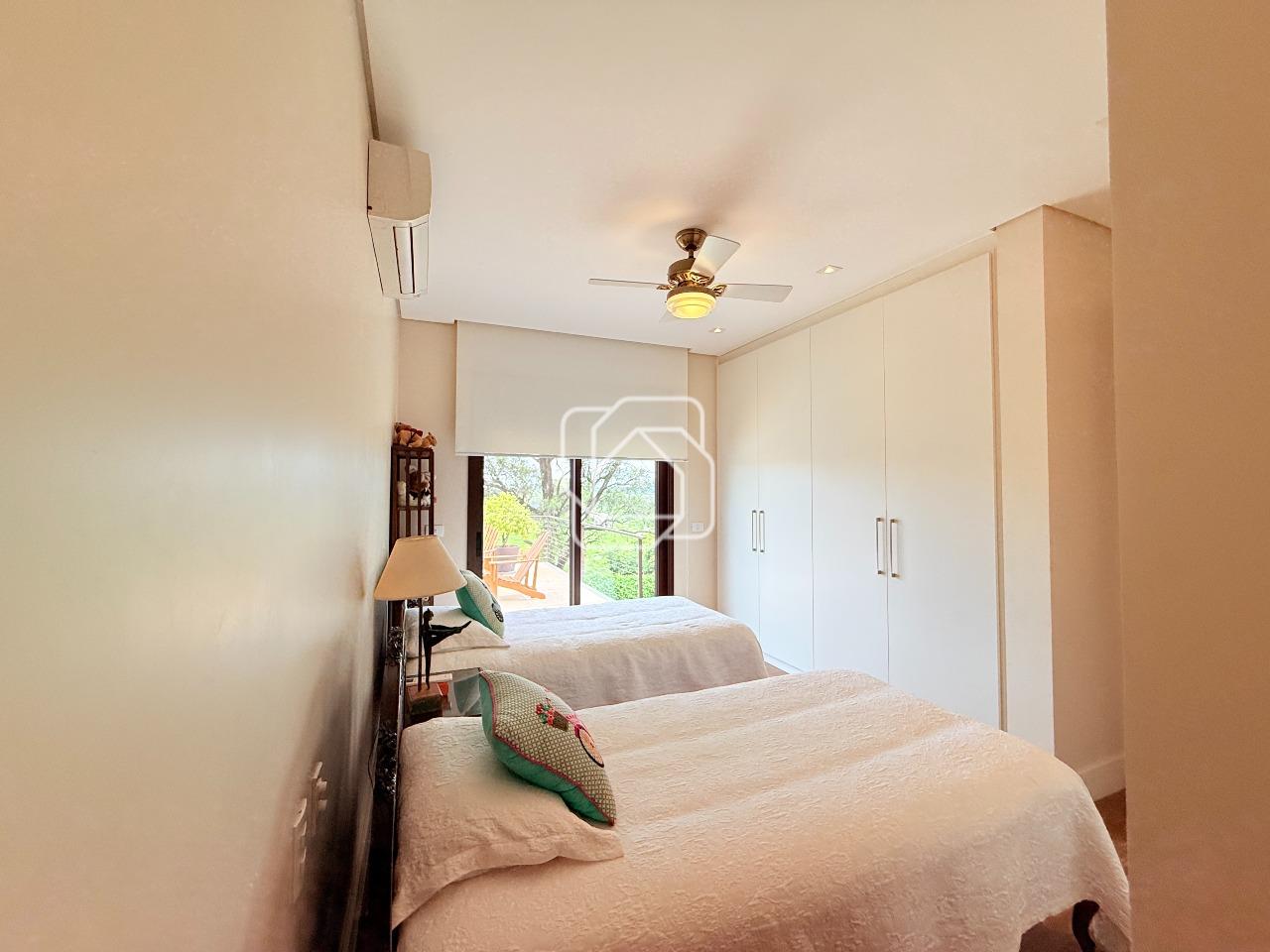 Casa de Condomínio à venda em Salto - SP - Haras Paineiras: