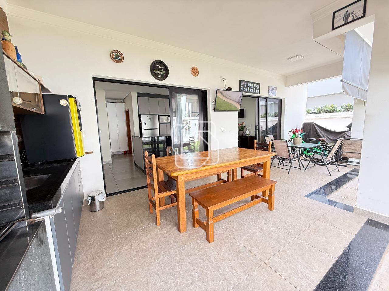 Casa de Condomínio à venda em Salto - SP - Residencial Central Parque: 