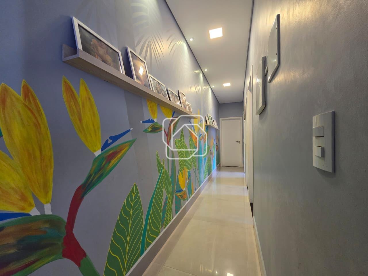 Casa de Condomínio à venda em Indaiatuba - SP - Jardim Residencial Dona Lucilla: Corredor