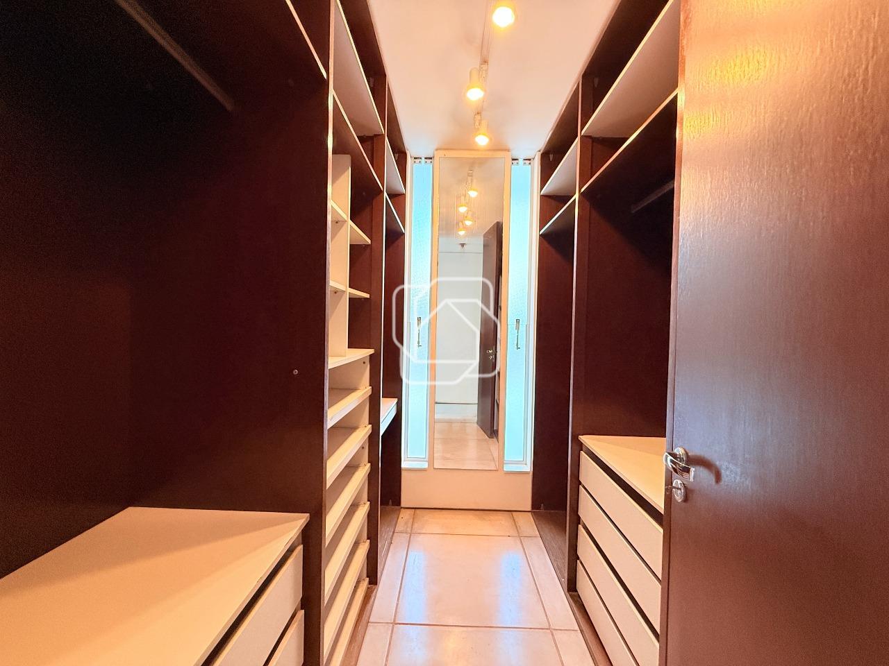 Casa de Condomínio à venda em Salto - SP - Haras Paineiras: