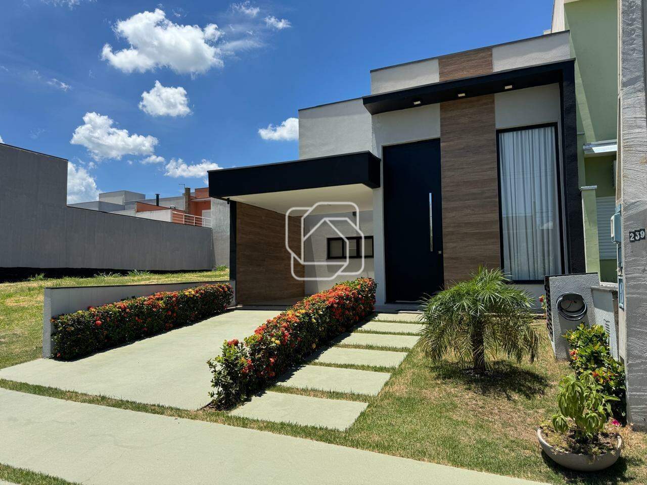 Casa de Condomínio à venda em Salto - SP - Village Moutonnée: