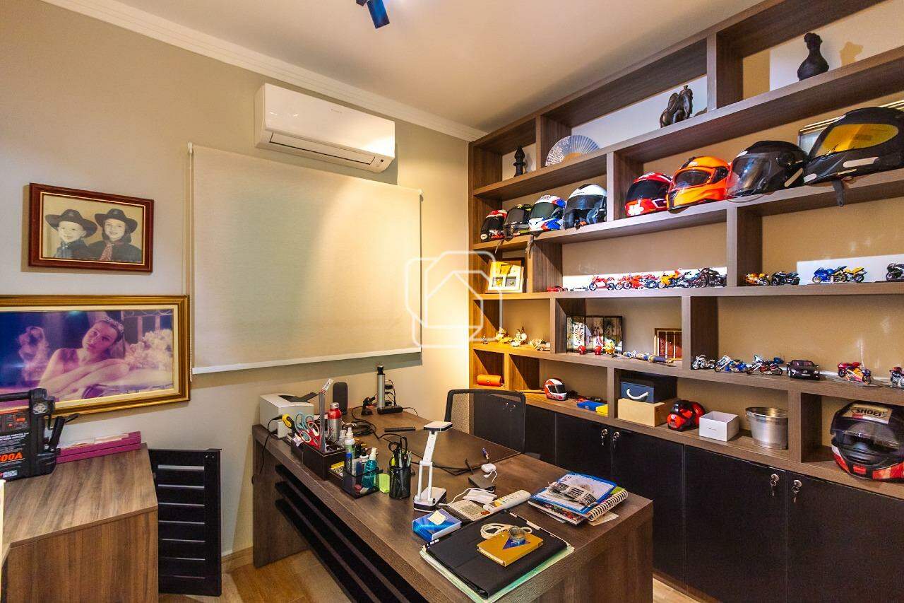 Casa de Condomínio à venda em Indaiatuba - SP - Recanto dos Pássaros: Escritório