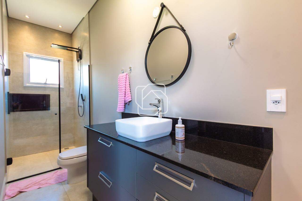 Casa de Condomínio à venda em Indaiatuba - SP - Recanto dos Pássaros: Banheiro Externo