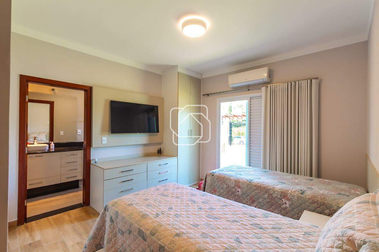 Casa de Condomínio à venda em Indaiatuba - SP - Recanto dos Pássaros: Dormitório