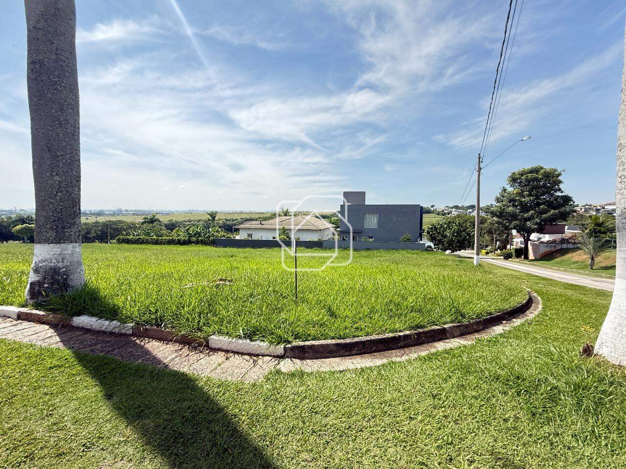 Terreno à venda em Salto - SP - Condomínio Fazenda Palmeiras Imperiais: 