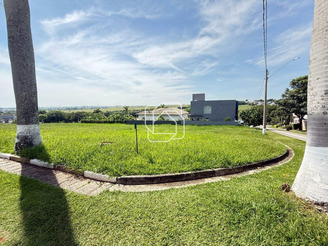 Terreno à venda em Salto - SP - Condomínio Fazenda Palmeiras Imperiais: 
